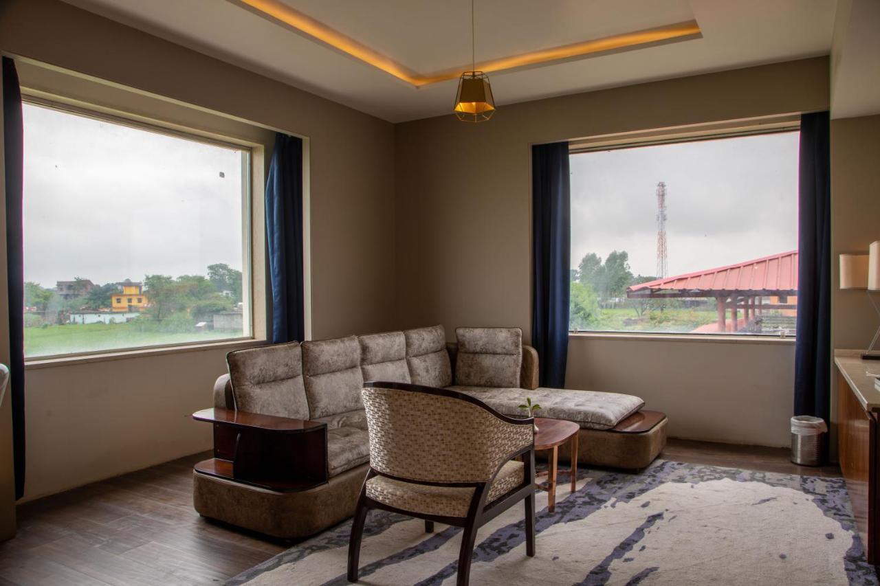Pawan Palace, Lumbini Екстер'єр фото